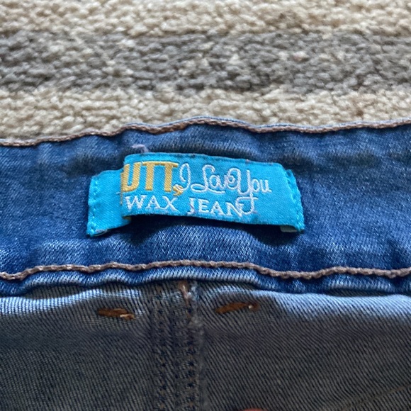 Light Blue Ripped Jeans - Picture 8 of 9